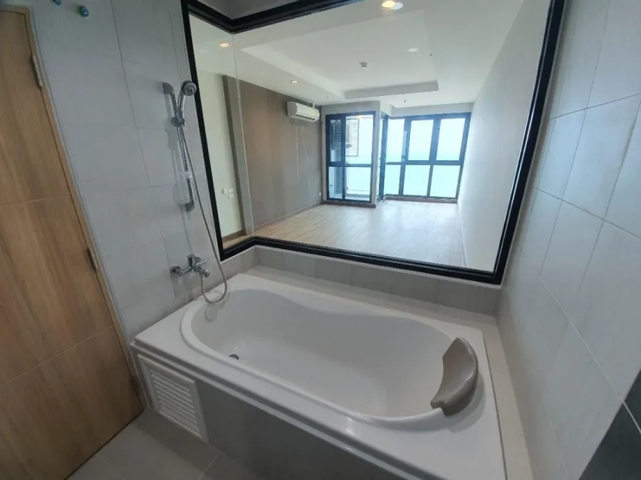 ขายคอนโด ลัดดาพลัส ศรีราชา ชั้น 16 Sea View ขนาดห้อง 33.87 ตร.ม. ห้ามพลาด รีบจองด่วนๆจ้า