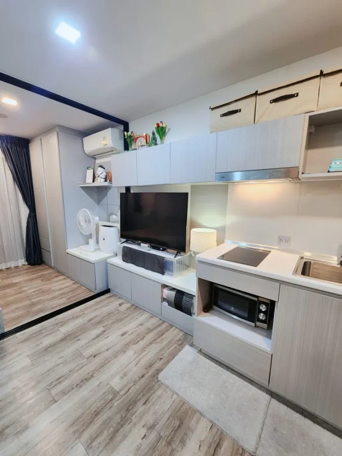 Modiz Interchange for sale Divide the room into proportions, very comfortable to sleep, with a large TV. Don't miss the series. Reserve now.