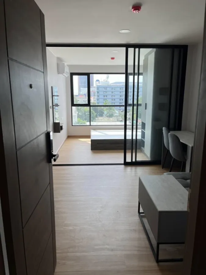 For rent The Cube Loft Srinakarin-Theparak ห้องกั้นแยกชัดเจน ราคาจับต้องได้ รีบมาจองเลย