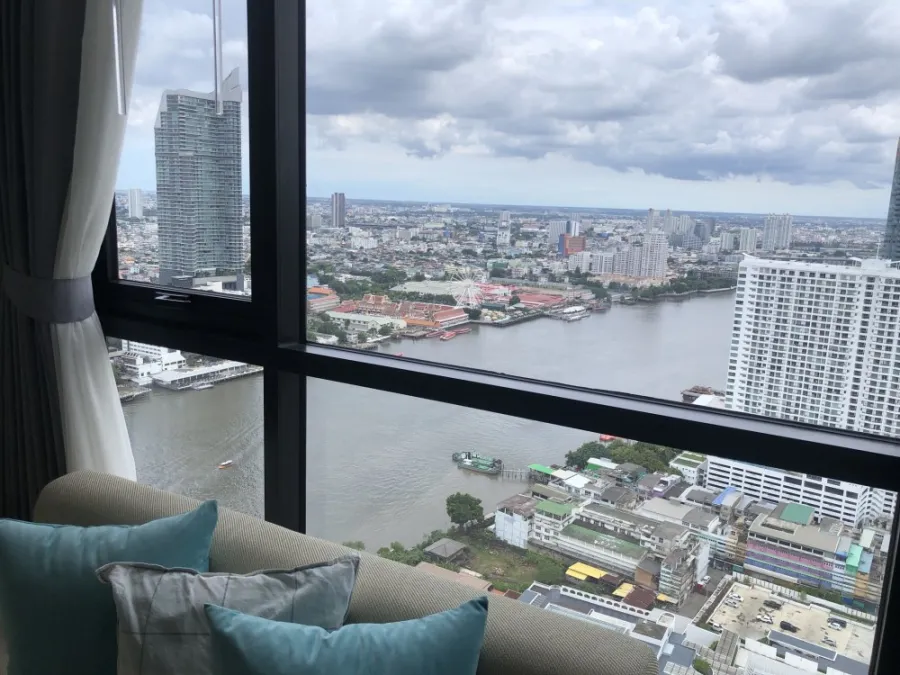 Condo for rent Chapter Charoennakhon - Riverside, nice room, 37th floor, river view, good like this, don't miss it.