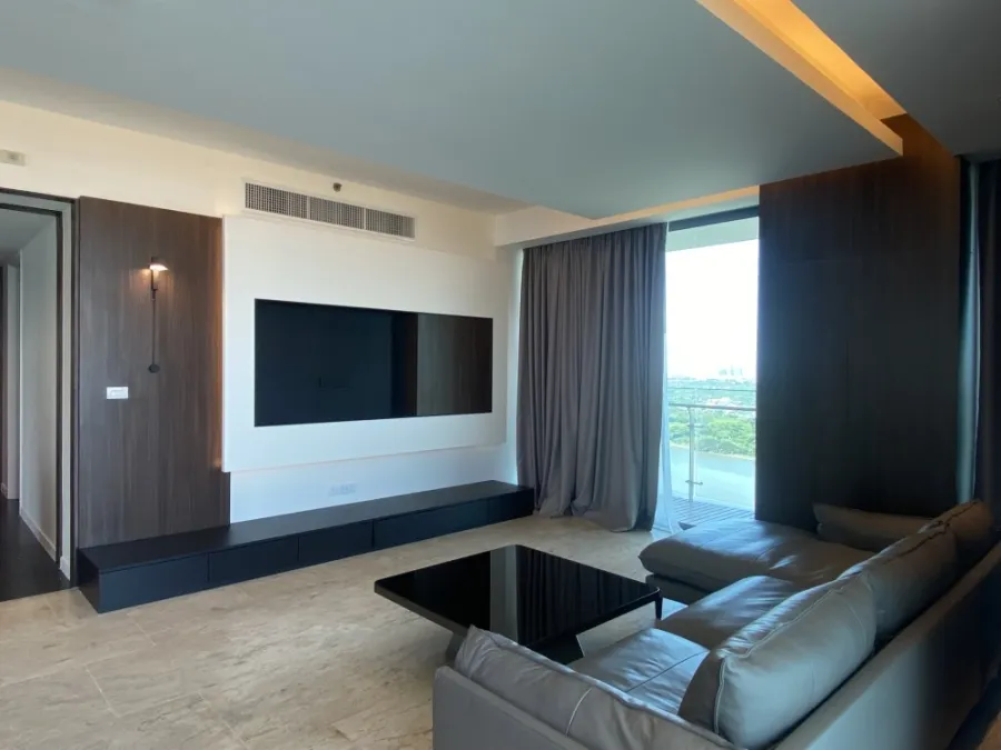 For rent!! Condo The Pano, 24th floor, full facilities, easy to travel, ready to move in, don't miss it!!
