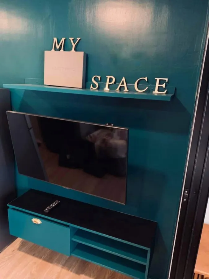 ห้องโคตรคูล ตกแต่งไฉไล ไม่เหมือนใคร ห้องดีแบบนี้พลาดไม่ได้น้า จองด่วนที่ Kave Town Space ให้เช่า