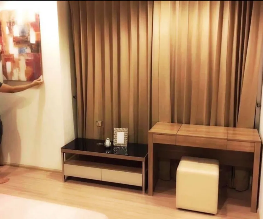 Sell/Rent Urgent! Condo Rhythm Ratchada-Huay Kwang Fully furnished with electrical appliances, near MRT, book now!
