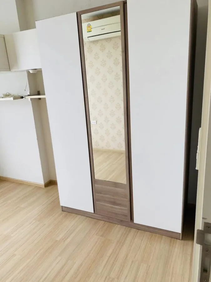 For sale The Base Changwattana ชั้น 11 วิวรถไฟฟ้า ไม่ติดกับห้องใคร เป็นส่วนตัว ราคาดี อย่าพลาด