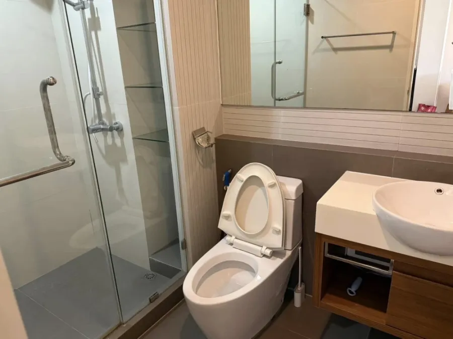 ให้เช่า Tree Condo Luxe Sukhumvit 52 ชั้น 7 1 ห้องนอน บรรยากาศเงียบสงบ วิวดี พร้อมเฟอร์นิเจอร์อย่างดี จองก่อนได้ก่อน