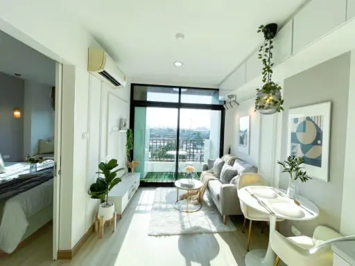 For sale Baan Navatara, panoramic view room, cool breeze all year round, wide artificial grass balcony. Buy quickly before you miss out.