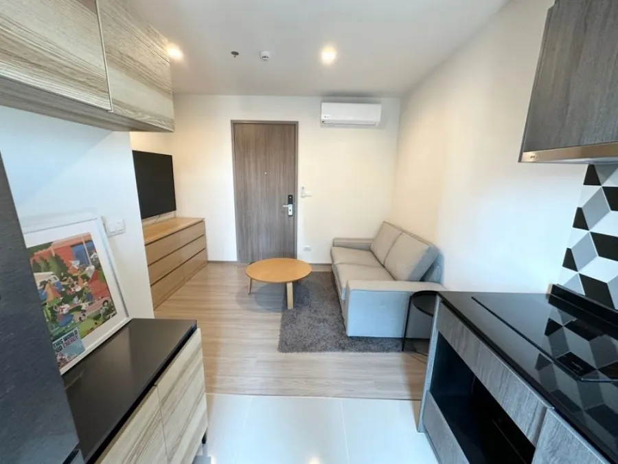 For rent, The Base Phetchaburi - Thonglor, 1 bedroom, 30 sq.m., 17th floor, full room items, hurry up