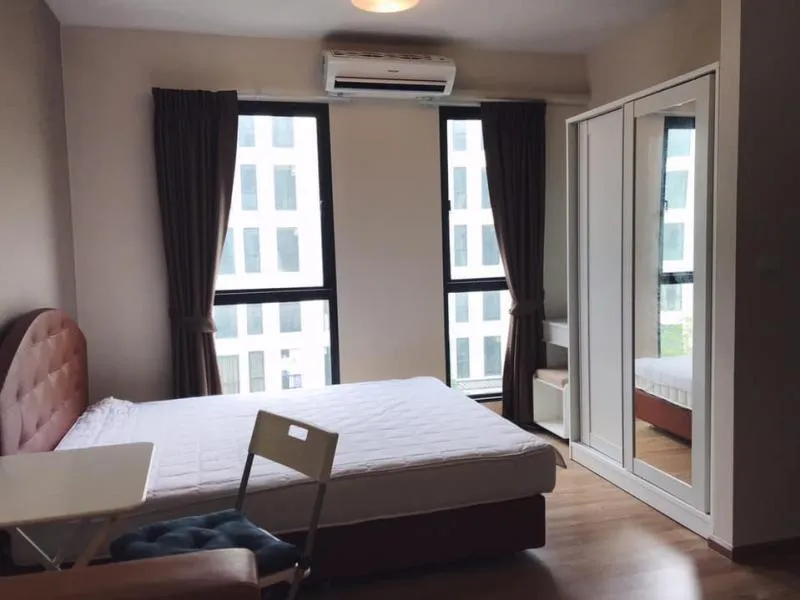 Urgent sale, Unio Condo Sukhumvit 72, beautiful room, lots of furniture, very good location, close to BTS, sui for investment Hurry and grab it