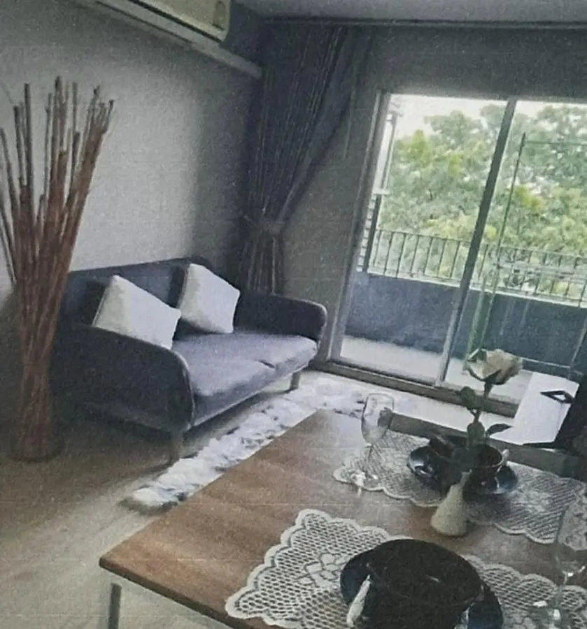 ขาย ให้เช่า เอลลิโอ สุขุมวิท 64 ห้องพร้อมอยู่ ตกแต่งวอลเปเปอร์แจ่มๆ เฟอร์นิเจอร์ปังๆ ไม่จองพลาดมาก