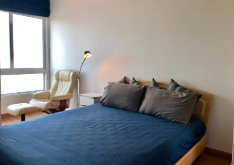 Condo for rent at Supalai River Resort, 14th floor, floor level that can experience the most beautiful view of the Chao Phraya River.