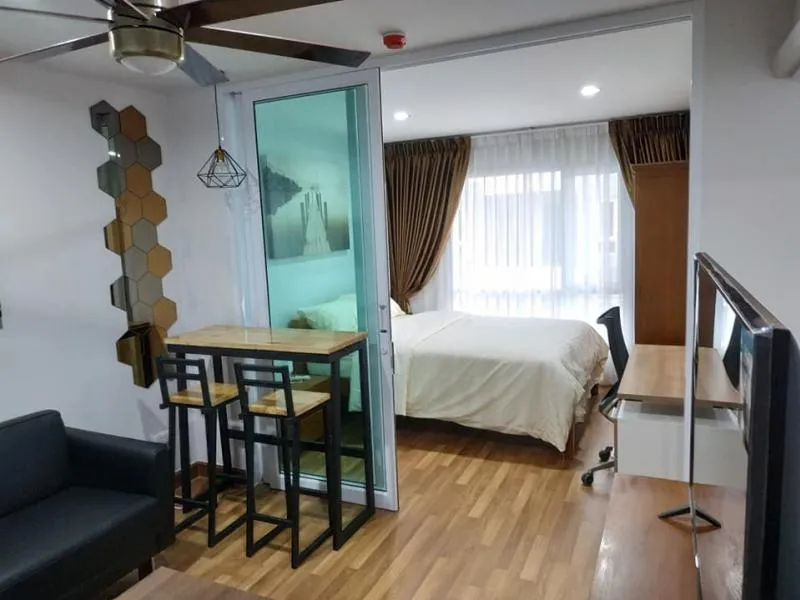 ให้เช่า Regent Home Sukhumvit 81 ห้องมุมเป็นส่วนตัว วิวสระ เฟอร์ครบ ย้ายเลยอย่ารีรอ