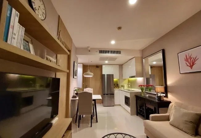 ขาย The Riviera Wong Amat Beach ชั้น 32 ห้องมุม แต่งครบ น่าอยู่ สนใจจองเลย