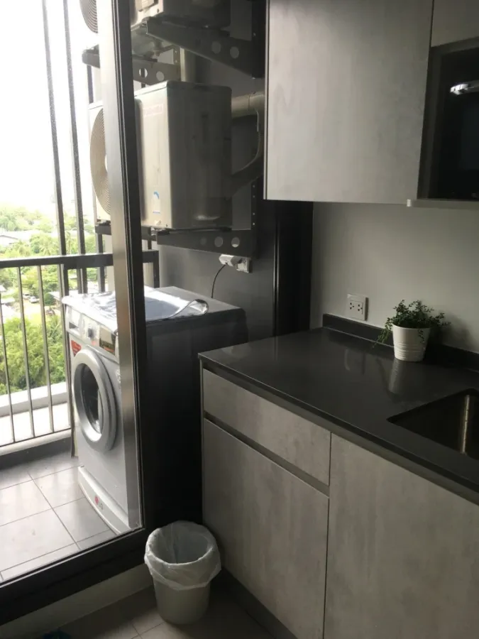 Condo for rent at The Politan Aqua, 12th floor, river view, well-partitioned room. Don't miss this opportunity!
