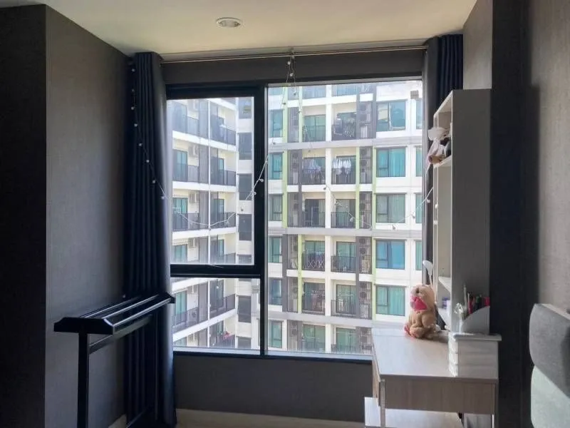 For sale: The Niche Mono Sukhumvit 50, 5th floor, comes with complete furniture and appliances. Reserve now!