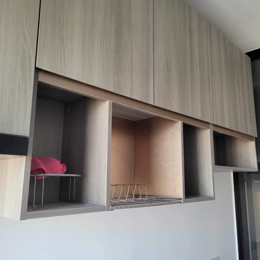 For sale: Knightsbridge Sukhumvit-Thepharak, 34th floor, city view, very premium decorated room, nice to sleep, just come and stay.