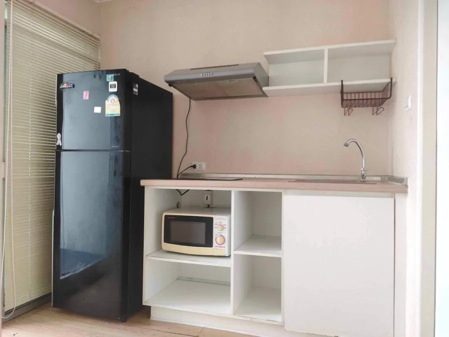 Condo for sale, Lumpini Ville On Nut - Phatthanakan, private room, 8th floor, fully furnished, ready to reserve.