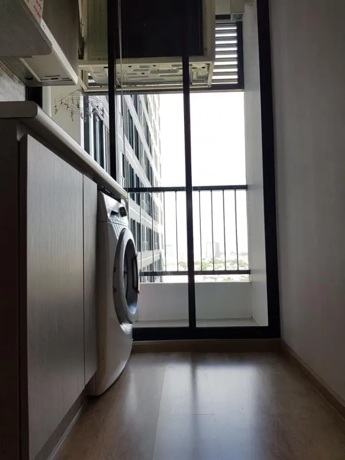 Condo for sale, Ideo Sathorn Thapra, nice room, spacious size, fully furnished, high floor, beautiful view, great price, don't miss it