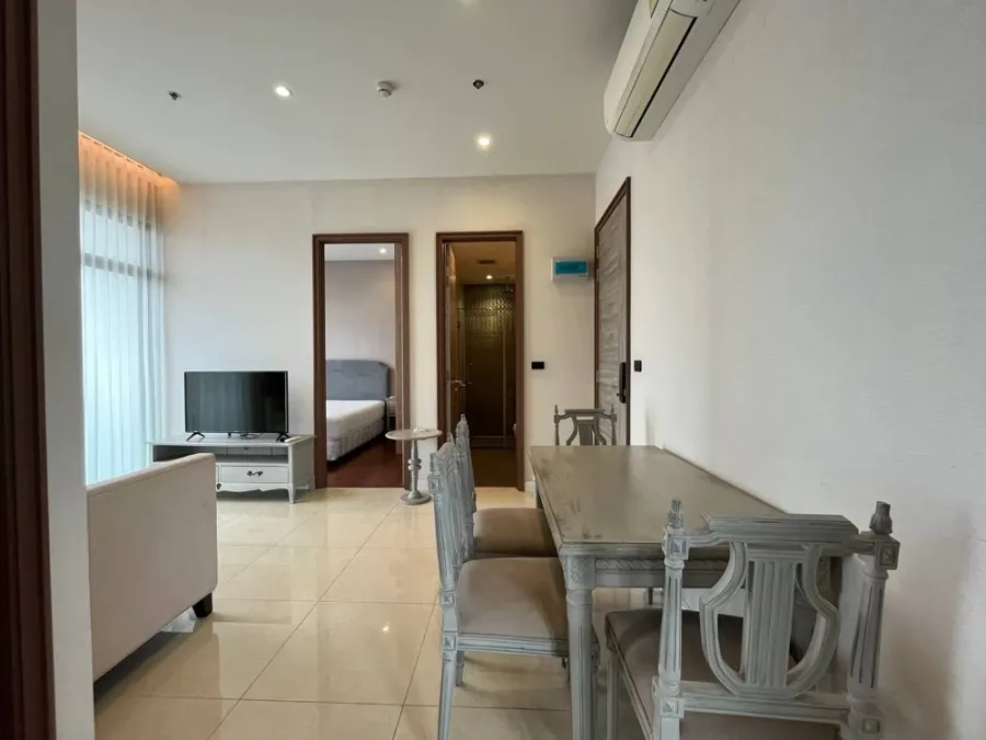 Condo for rent! Mayfair Place Sukhumvit 50, 12th Floor, Building B. Beautiful room, convenient transportation, great price. Reserve now!!
