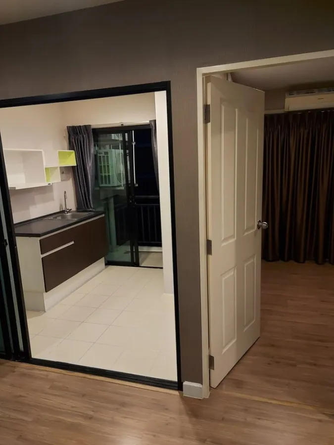 Sell / rent Hallmark Ngamwongwan, built-in furniture, garden view, resort atmosphere, reserve now, don't miss it.