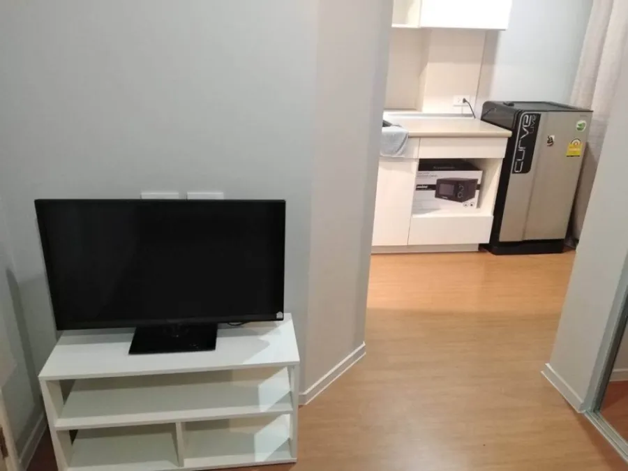 For rent Lumpini Park Rattanathibet-Ngamwongwan. the room is ready have all in one place Plus the best price. Hurry up to reserve.