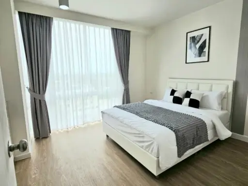 ให้เช่า The IRIS Rama 9-Srinakarin ห้องกว้าง ตกแต่งคุมโทน เครื่องใช้ไฟฟ้าครบครัน ห้ามพลาด images