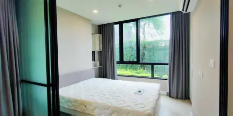 ให้เช่า!! คอนโด เดอะคิวบ์ สเตชั่น รามอินทรา 109 ชั้น 1 ตึก B ระเบียงติดสวนสนามหญ้า เฟอร์ครบ จองเลย!!