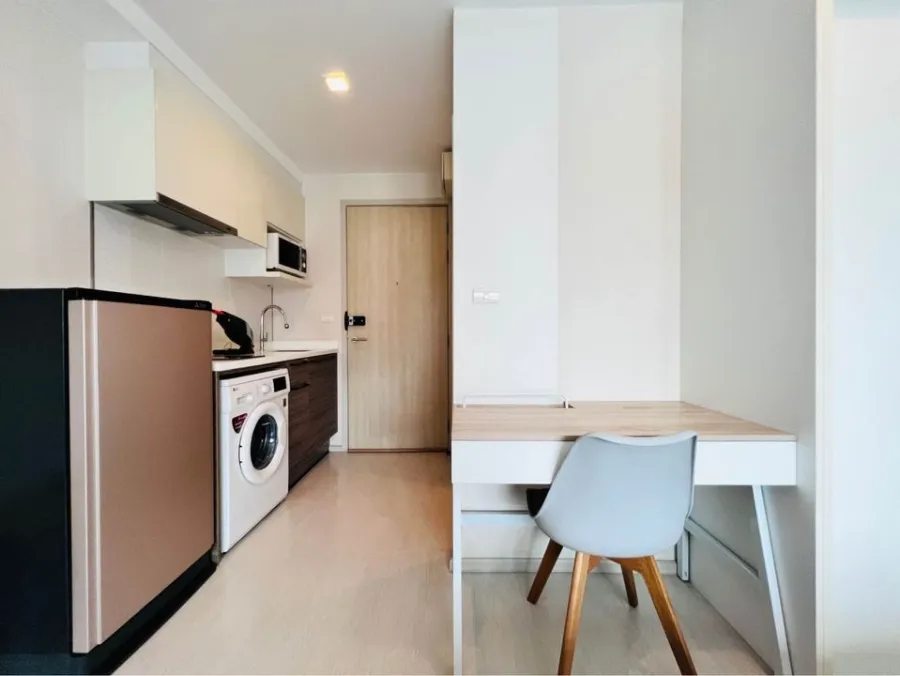 For rent: Condolette Pixel Sathorn, STUDIO room, decorated with furniture. Not booking is a huge mistake.