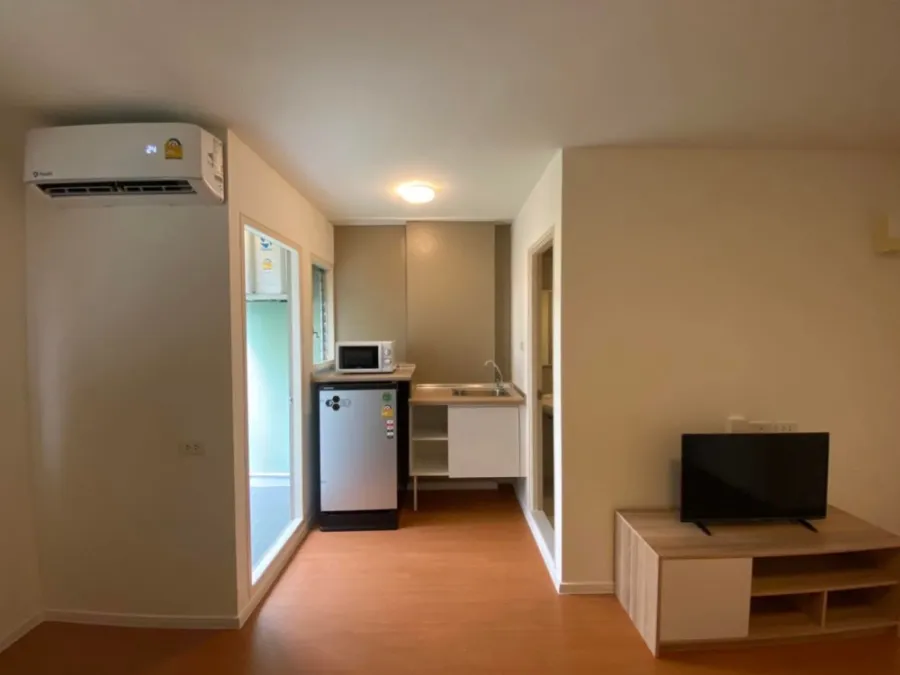 For rent, Lumpini, Township, Rangsit, Khlong 1, Building E7, 2nd floor, very beautiful room, very nice room decoration, do not miss booking