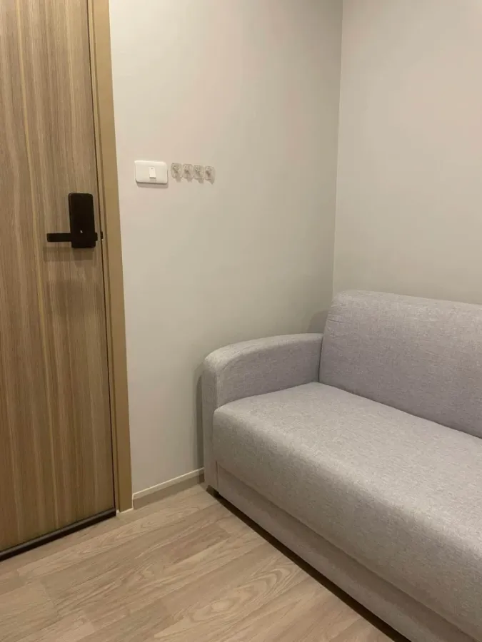 Plum Condo Sukhumvit 97.1 for rent. Nice room, fully furnished with appliances. Just bring your suitcase and move in! Don't miss out!