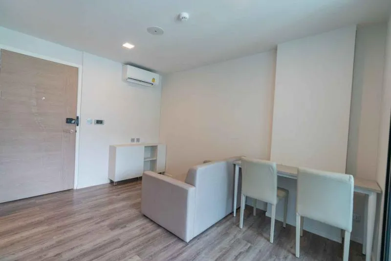 Condo for rent, Atmoz Chaengwattana, corner room every corridor The most private. There are 2 bedrooms at this price. Rent it now!!