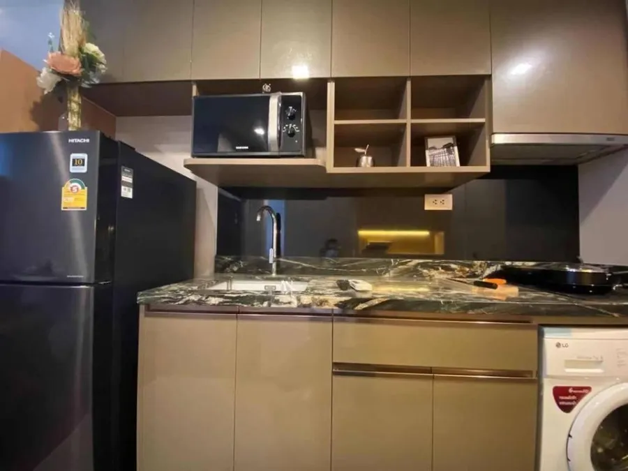 For rent, Ideo Q Sukhumvit 36, spacious room. Full built-in furniture Good like this. Hurry up to reserve. Don't be late.