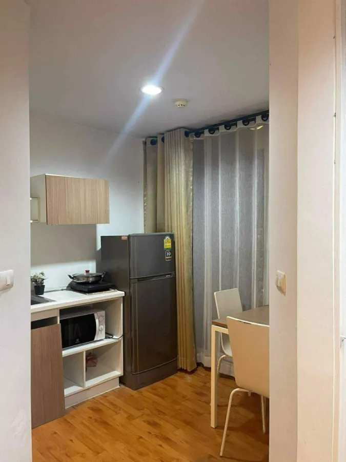For rent: Tulip Square Om Noi, Building L2, 5th floor, decorated room, ready to move in.