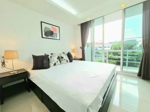 Condo for rent, Waterford Sukhumvit 50, fully furnished. Complete electrical appliances near the train station
