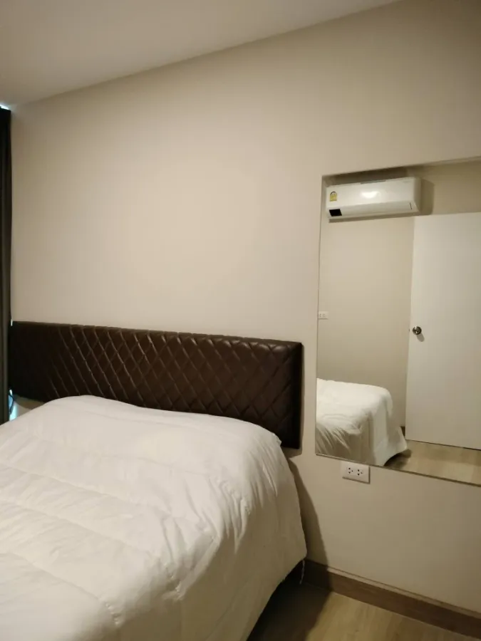 ให้เช่า The Indeed Condo Amata ห้องชั้น 2 บิวท์อินเฟอร์นิเจอร์อย่างดี หิ้วกระเป๋าเข้าอยู่ได้เลยจ้า