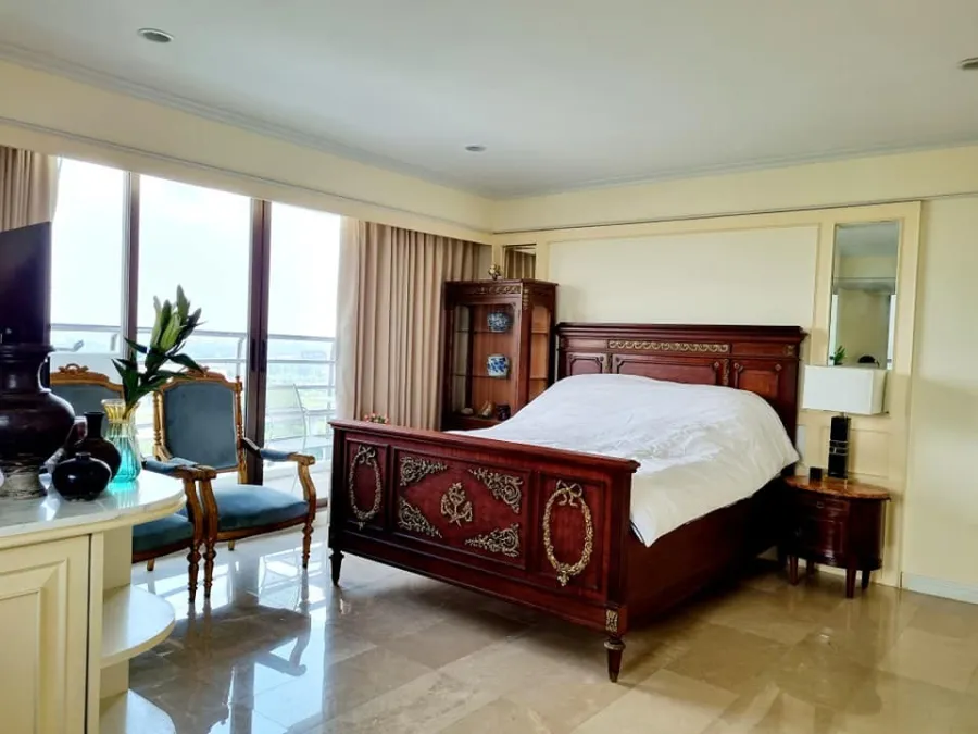 Flora Ville for sale, decorated with luxurious built-ins, 180 degree wide view, 2 balconies, reserve first, own first.