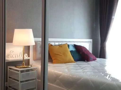 For rent: Regent home Sukhumvit 97/1, decorated room, ready to move in, good price, complete here, hurry and reserve, don't wait.