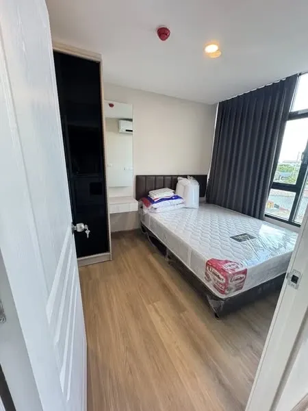 For rent: The Indeed Condo Amata, 5th floor, pool view, fully furnished, ready to move in, reserve now, hurry!
