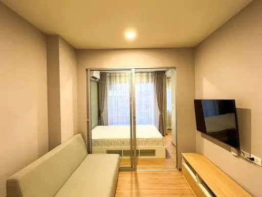 ให้เช่า คอนโด เสนาคิทท์ บีทีเอส สะพานใหม่ ห้องกั้นน่าอยู่ เฟอร์ครบ วิวสวนและสระว่ายน้ำ จองเลย images