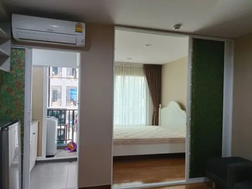 Condo for rent, Regent Home Bang Son, separated rooms. Comes with a great price. Let me tell you, don't miss it.