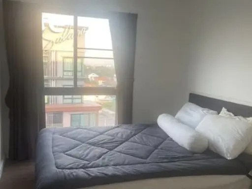 For rent, I Condo Salaya, 8th floor, not very high, bright room, comfortable to the eyes, fully furnished, hurry and book before it's gone.
