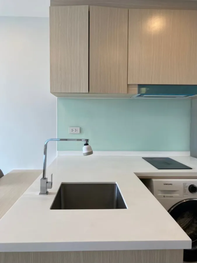 For rent!! Condo Serio Sukhumvit 50, new condo, fully furnished Convenient transportation near BTS On Nut, don't miss it!!