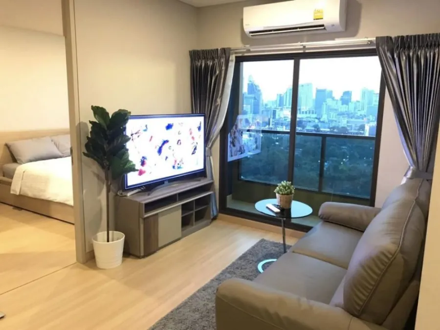 Condo for rent, Lumpini Suite, Phetchaburi, Makkasan, 24th floor, get a city view, plus a good price, you need to reserve before the room is gone.