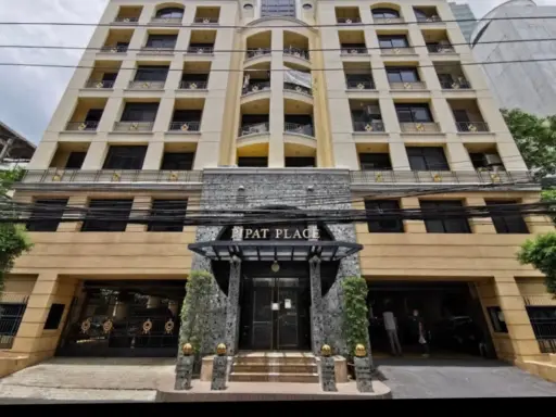 Pipat Place
