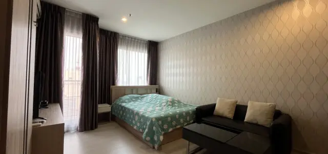 ให้เช่า คอนโด Rhythm Asoke ชั้น 36 ห้องแต่งสวย น่าอยู่ ติดวอลเปเปอร์ทั้งห้อง ไม่จองคือพลาดสุดๆ images
