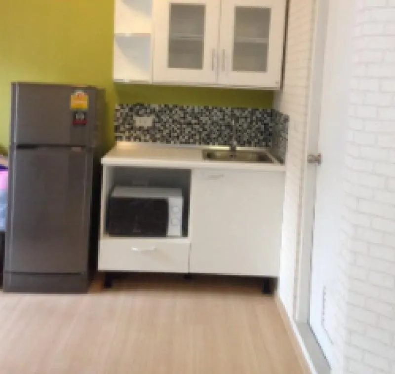 Condo for sale, Plum Condo Samakkhi, flat decorated room Ready to move in, fully furnished, complete electrical appliances, book now.