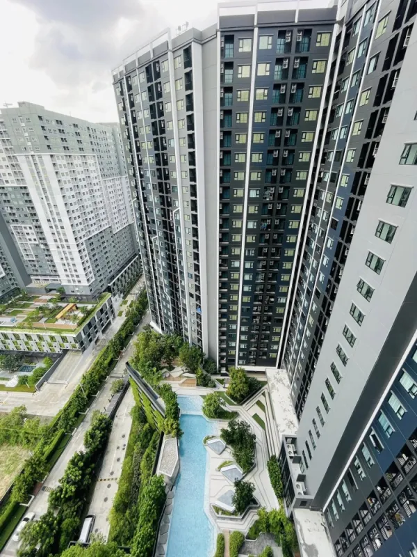 For rent Aspire Erawan Prime ห้องแต่งพร้อมอยู่ กั้นแยกเป็นสัดส่วน ชั้นสูง รีบมาจองด่วนๆเลยจ้า