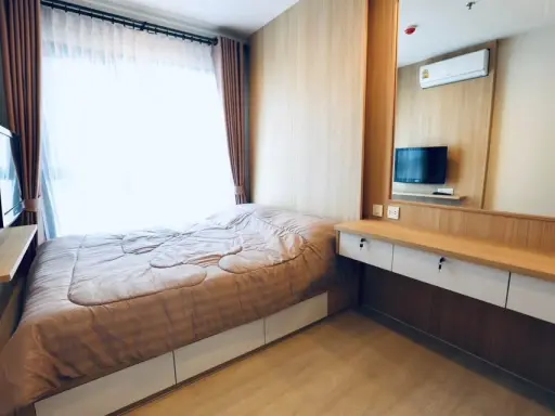 For rent: Life Sukhumvit 48, 17th floor, Building S, very beautiful view, fully decorated, excellent built-in furniture, move in now.