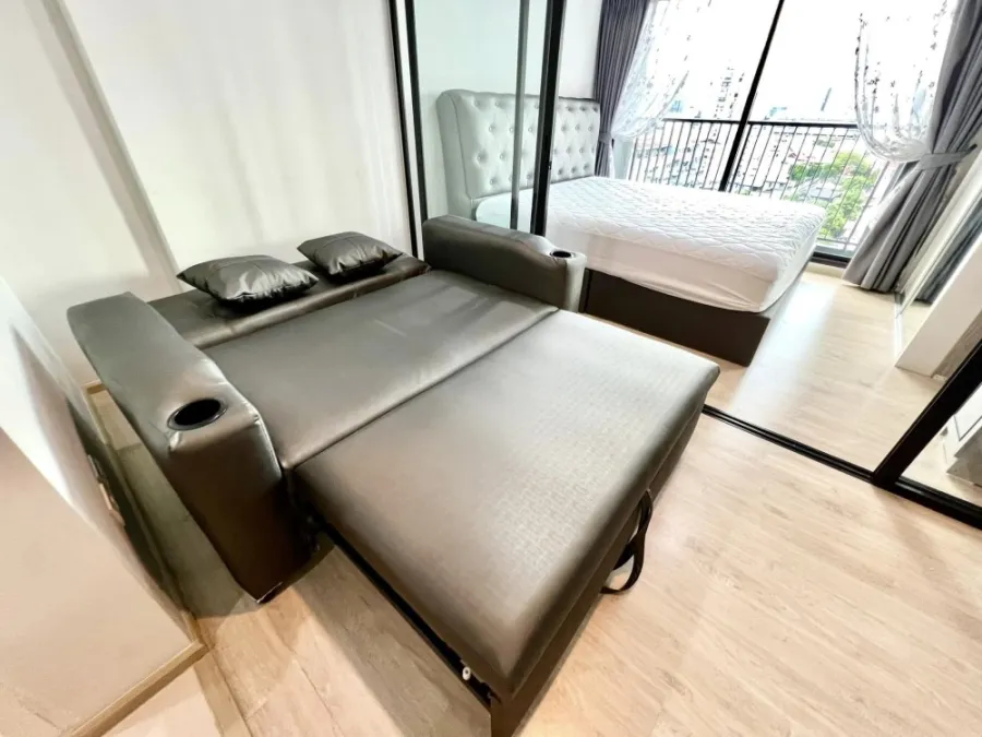For rent, Fuse Miti Ratchada-Sutthisan, north direction, not hot, beautiful view, comfortable, big bed, sofa bed, hurry and grab it.