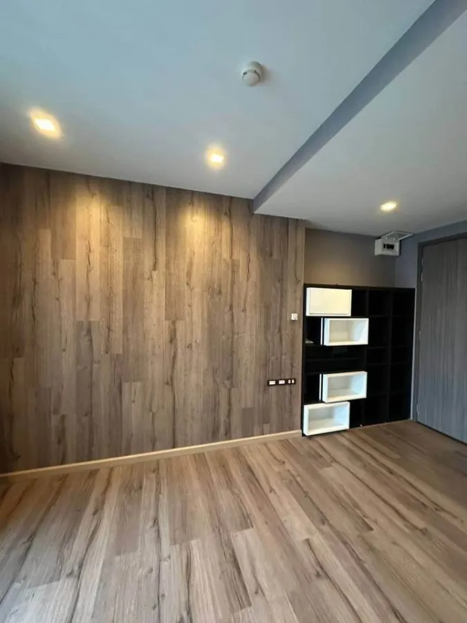 For sale Quinn Condo Ratchada 17 ห้องกว้าง พื้นที่ใช้สอยเยอะ ครบจบที่เดียว ซื้อเลยจ้า อย่าพลาด