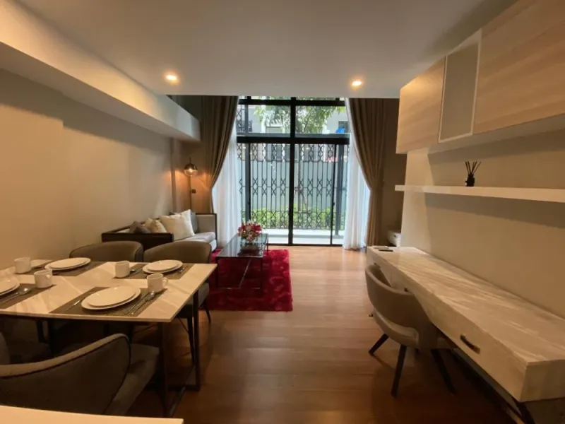 ให้เช่า Na Vara Residence ห้องน่าอยู่ มาพร้อมการตกแต่งที่ครบครัน สนใจจองเลย